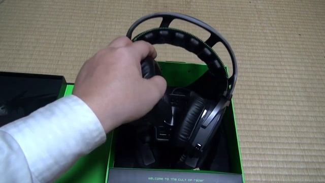Unboxing the Razor Tiamat 7.1 смотреть онлайн