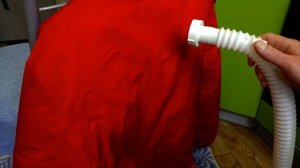 КАК РАЗГЛАДИТЬ СКЛАДКИ НА КУРТКЕ.ОТПАРИВАТЕЛЬ ДОМА.