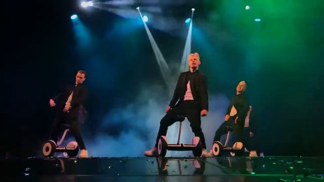 Танцевальное шоу "Talento" - Гироскутеры смотреть онлайн
