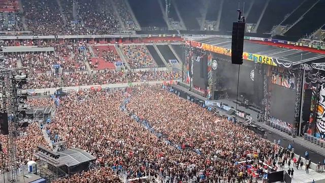 Die Toten Hosen Konzert Merkur Arena Düsseldorf Birgit und Rainer Walter Mönchengladbach 25.06.2022 смотреть онлайн