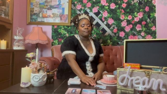 The Empress Oracle Reading: Embracing Your Unique Qualities. Living In Your Truth. Take Action. смотреть онлайн