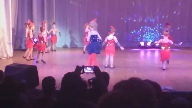 Полина Симонова и театр танца ВАРИАЦИЯ/ В ритмах джаза смотреть онлайн