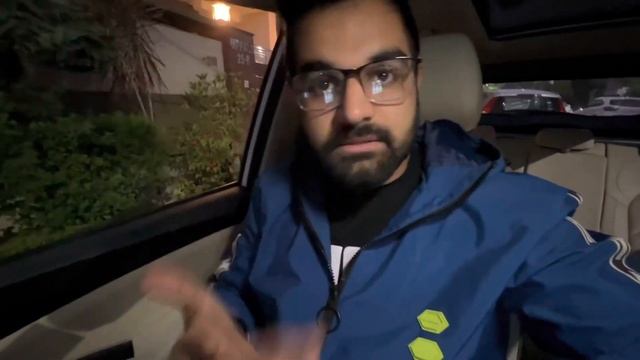 Aapka Apna Hariya got Apple 16 Inch Macbook Pro M1 Max ? смотреть онлайн