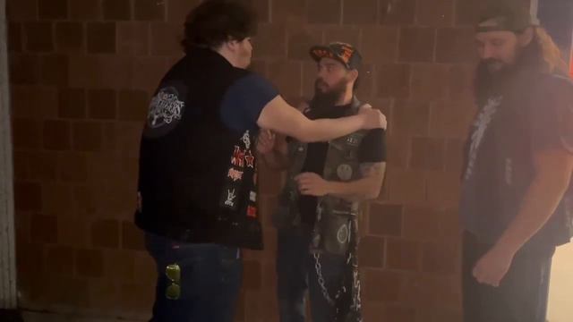 "Bootleggers Inc. has their target" смотреть онлайн