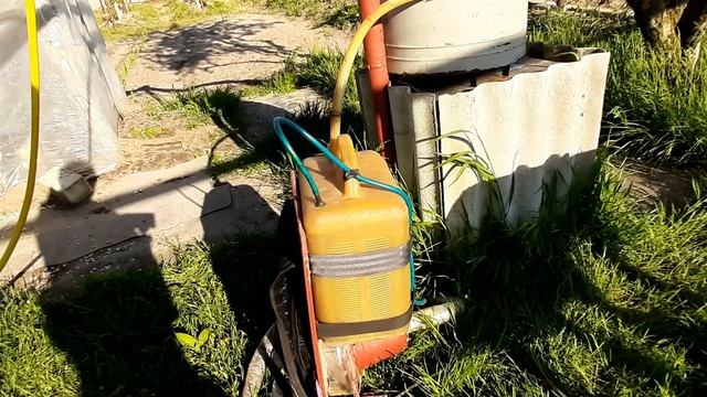 Первая обработка виноградника. Абига - Пик ( Хлор окись меди). смотреть онлайн