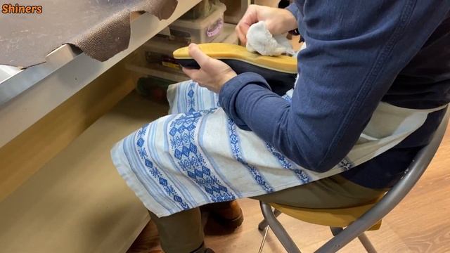 How to Remove Salt Stains on Suede Shoes. A Simple Way.[ASMR] смотреть онлайн