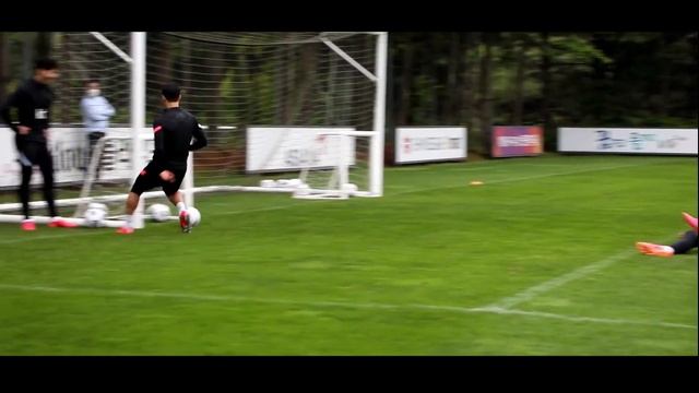 "This is Tottenham-quality defending!" | Son(손흥민) trains with South Korea National Team | [ENG SUB] смотреть онлайн