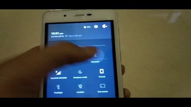 5 BIGGEST BUGS in SONY SA- D40 | It's Review Time смотреть онлайн