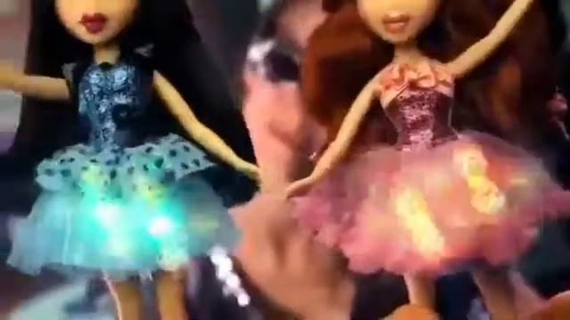 Кукла Братц "Волшебное сияние" смотреть онлайн