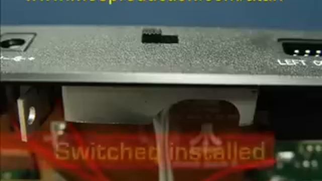 Atari Flashback 2.0 Modded with cartridge port to play original 2600 games смотреть онлайн