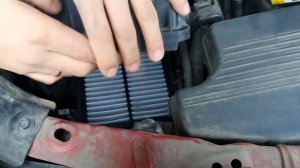 Мазда СХ-5 2.5л: замена воздушного фильтра двигателя