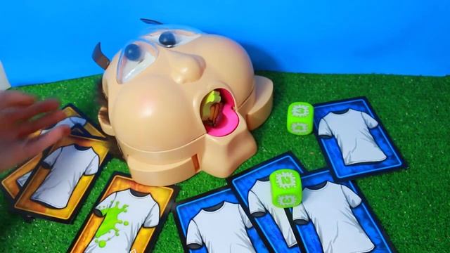 Hilarious GROSS kids board game Phil Up Chuck ALLTOYCOLLECTOR challenge throwing up game смотреть онлайн