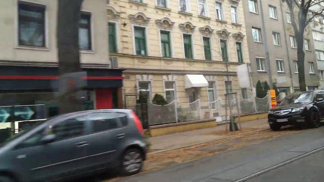 Wien 26 Strebersdorf, Edmund-Hawranek-Platz - Hausfeldtraße (2022) смотреть онлайн