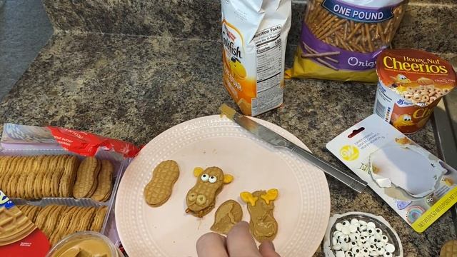 Greedy Granny's House | Episode 2 | New Year, New Treats смотреть онлайн
