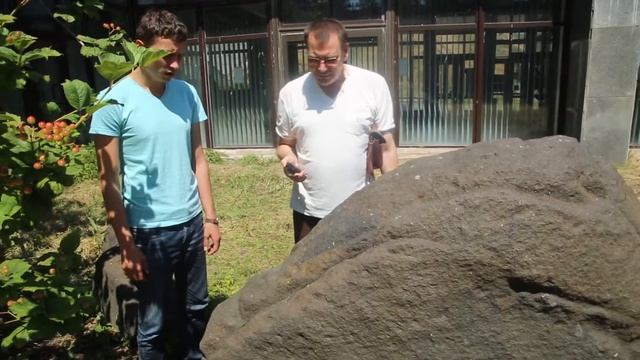 Знаменитый «Черный камень» острова Хортица смотреть онлайн