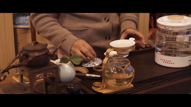 ЧАЙНАЯ ЦЕРЕМОНИЯ В КИТАЕ | Заваривают 4 раза! смотреть онлайн