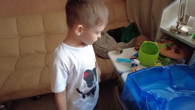 Волчки Инфинити Надо смотреть онлайн