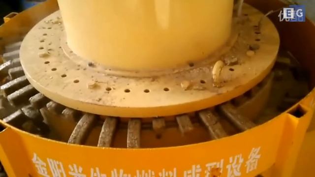 Промышленный гранулятор опилок смотреть онлайн