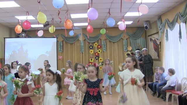 утренник 8 марта 1 часть смотреть онлайн