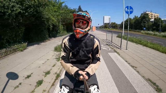 9 Reasons NOT to get an EUC смотреть онлайн