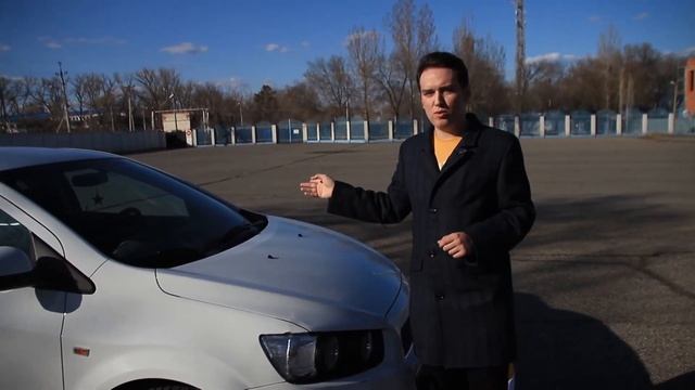 Chevrolet Aveo Т300: Честный обзор
