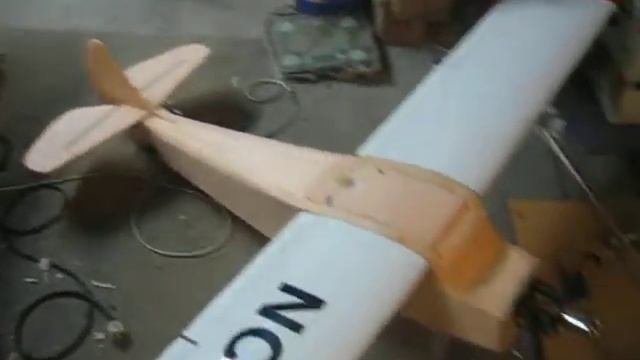 Тренер-пенолёт размах 1,8м электро смотреть онлайн