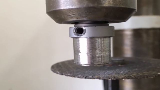 Turning down AA S510 Hammer on Red Neck Lathe смотреть онлайн