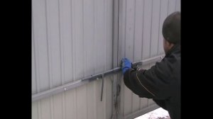 Засов на ворота, простой способ