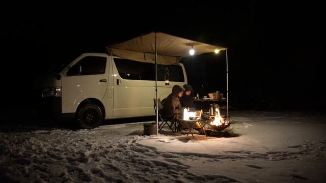【雪中車中泊】−11℃、極寒の山奥で過ごす夫婦２人車中泊旅。RVパーク蓼科 смотреть онлайн