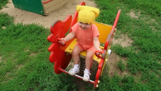 ЗНАКОМСТВО ЮЛИ С ДОЧКОЙ! ПЕРЕЕЗЖАЮ ЖИТЬ В БЕЛАРУСЬ смотреть онлайн