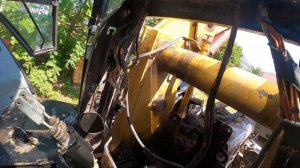 Снятие двигателя с экскаватор-погрузчика CAT 434