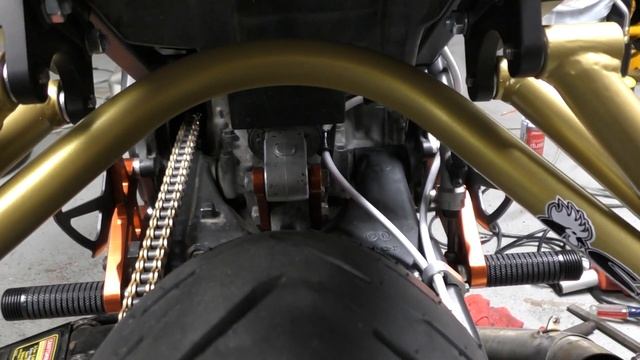 2001 F4i Stunt Bike Build - Episode 16: Cock's Stunt Parts Euro Subcage Install смотреть онлайн
