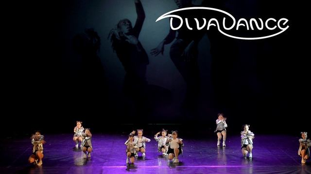 Lazy Bololo vogue - вог танцы для детей и подростков, детский вог от Divadance смотреть онлайн