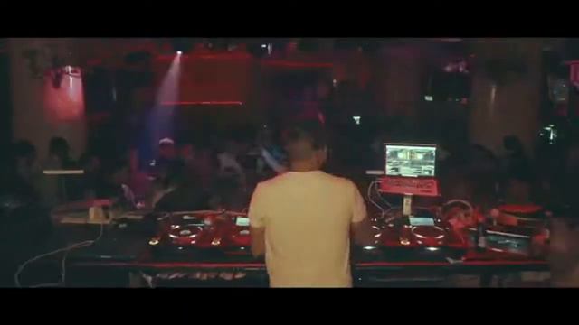 DANNY PEÑA EN SAKOVA MAHON смотреть онлайн