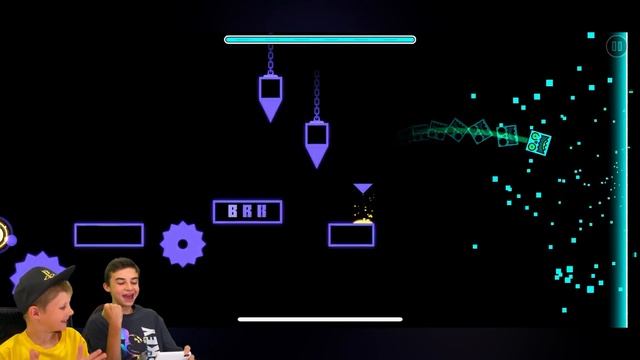 ТОПОВАЯ ИГРА ? Geometry Dash SubZero с Crazy Богдаш! смотреть онлайн