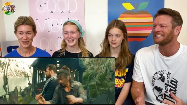 PATHAAN SALMAN KHAN ENTRY SCENE REACTION | #BigAReact смотреть онлайн
