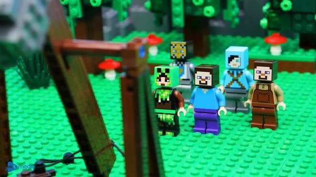 Zombie Apocalypse vs Zombie Security House Battle - LEGO Minecraft Animation смотреть онлайн