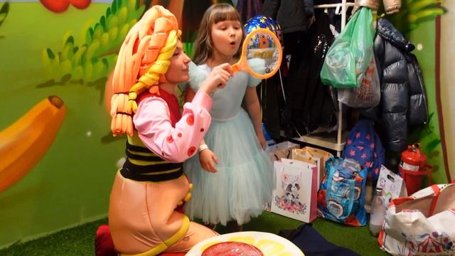 День Рождения Василисы-Кисы, 7 лет! Папа снял видео в 4К смотреть онлайн