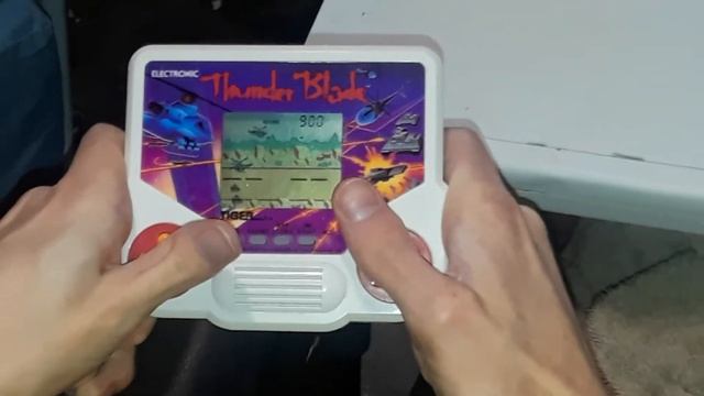 Thunder Blade Tiger Electronics Handheld LCD Game смотреть онлайн