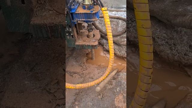 Момент.Бурение скважины на воду Ижевсе смотреть онлайн