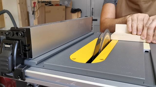 DeWALT 7485-QS tagli e migliorie VIDEO 2 di 2 смотреть онлайн