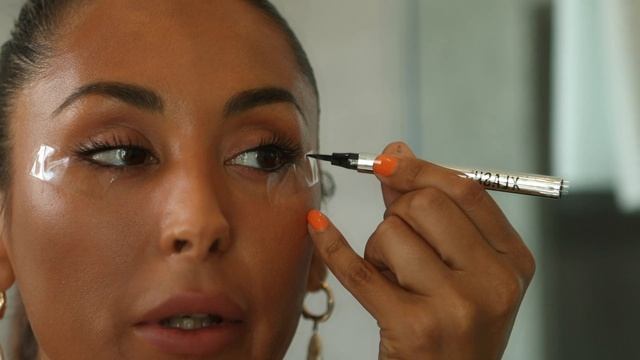 How to apply eyeliner - Guide for beginners смотреть онлайн