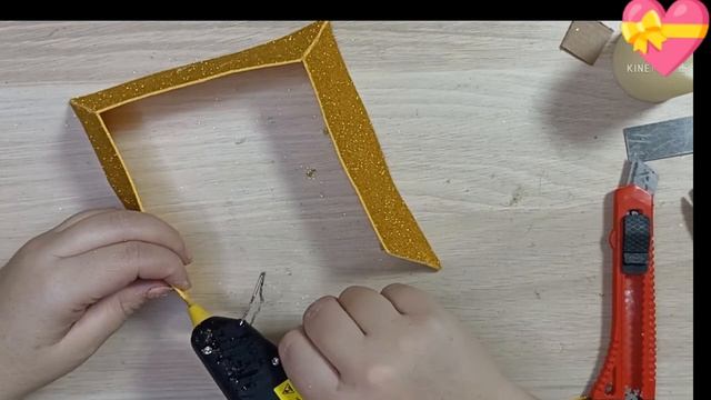 Фонарик на ёлку из фоамирана?