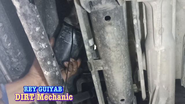 MITSUBISHI STRADA Change oil and flushing смотреть онлайн