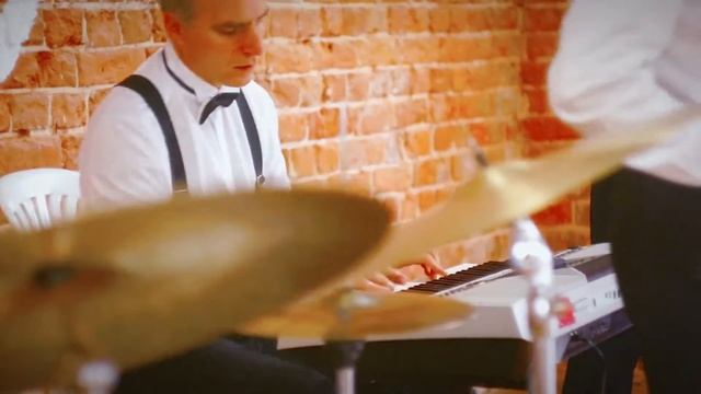«Mack The Knife» By «Swingout»