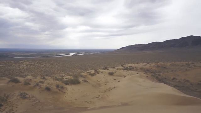 Поющий бархан/Sandboarding смотреть онлайн