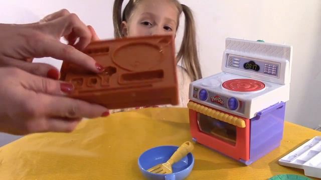 Play Doh /Готовим из пластилина / Cocinamos de plastilina смотреть онлайн