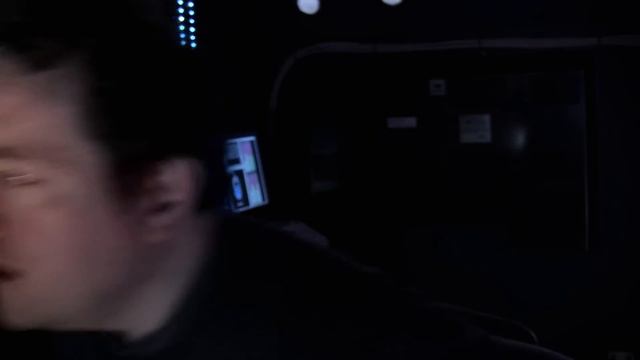 Space Trucker Bruce Trailer смотреть онлайн