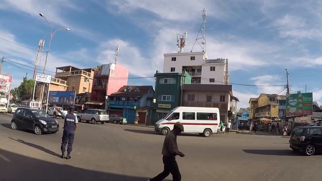 Madagascar Route Aéroport Antananarivo, Gopro / Madagascar Road Airport Antananarivo, Gopro смотреть онлайн