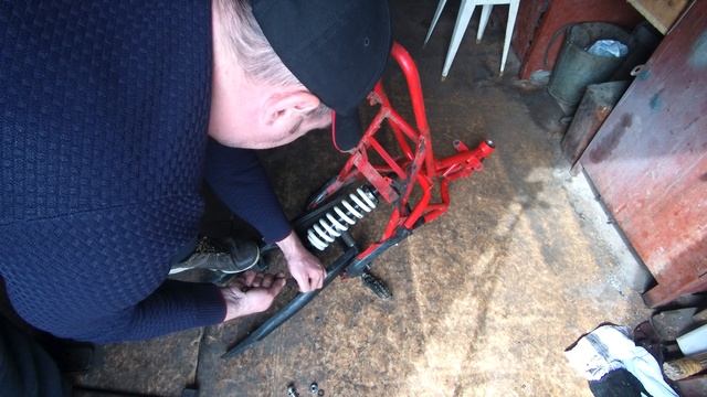 Проект. Сборка маятника и амортизатора. смотреть онлайн